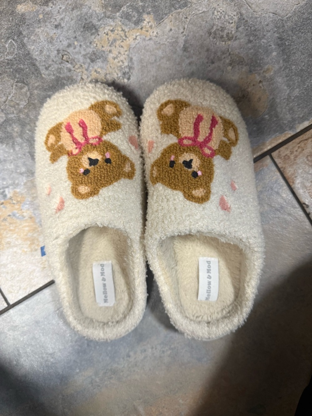 Cozy Women’s Bear Slippers in Cream with Pink Accents
